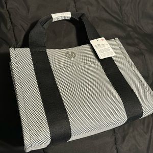 MiNi Version 🔥lulu Two Tone Tote *4.5L